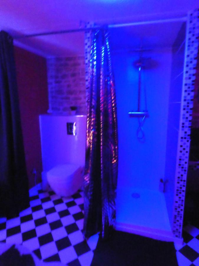 Love Room Le Rouge Et Noir Barr Eksteriør bilde
