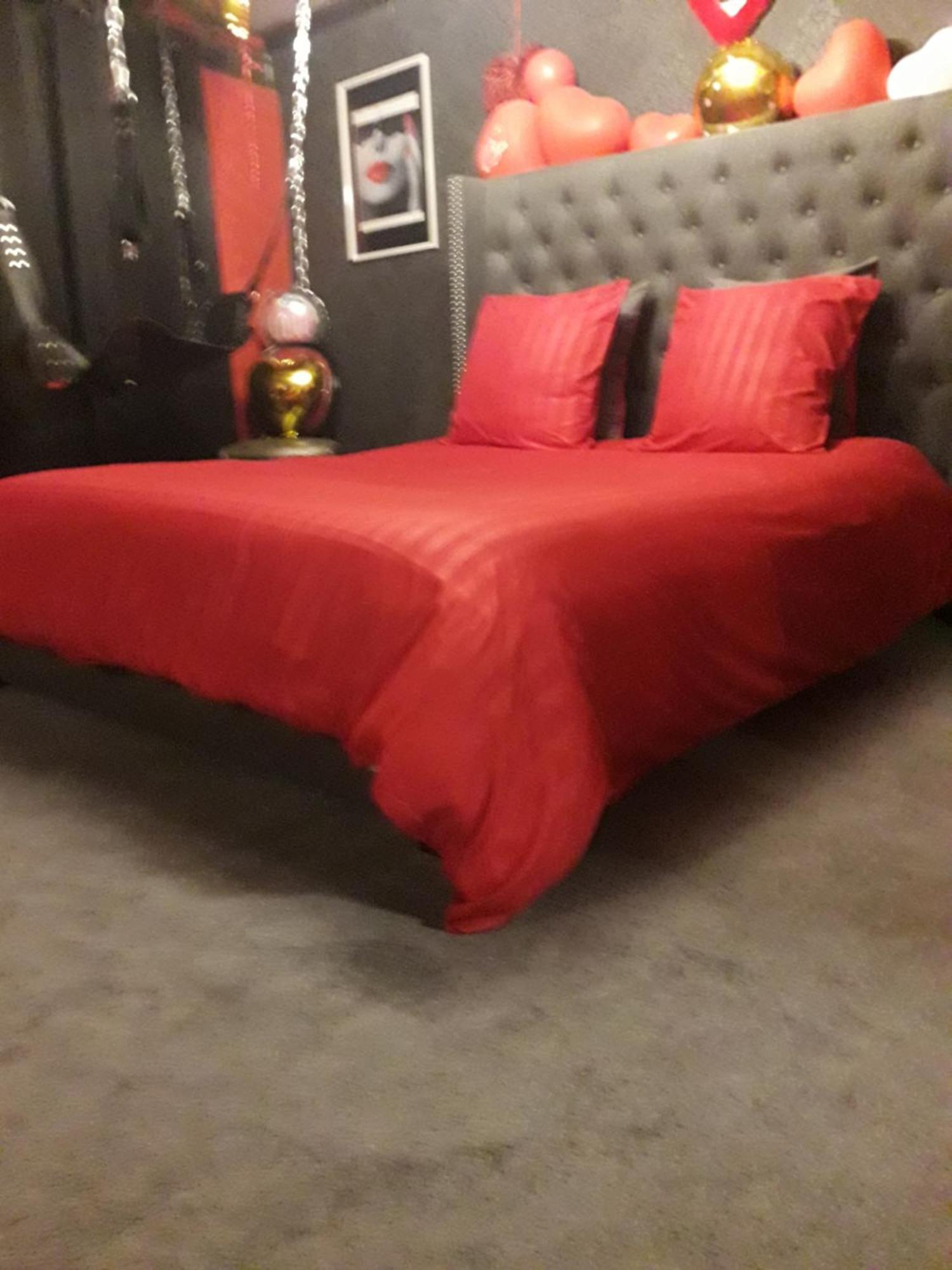 Love Room Le Rouge Et Noir Barr Eksteriør bilde